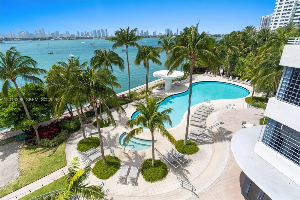 1330 West Ave #PH05 Miami Beach, FL 33139