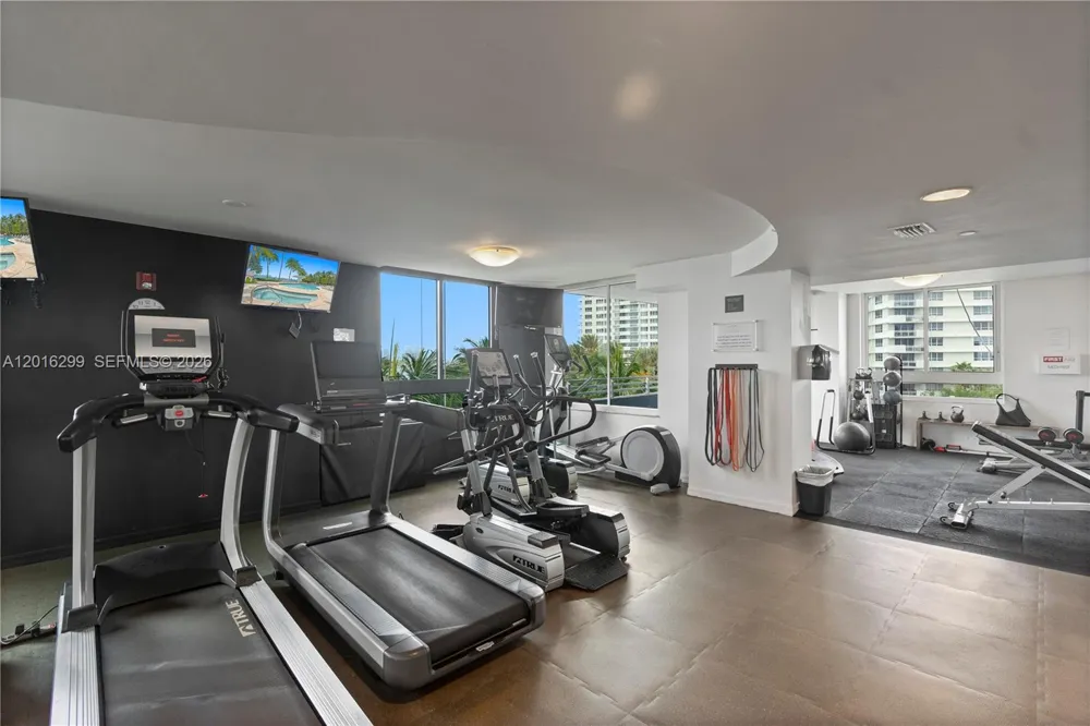 1330 West Ave #PH05 Miami Beach, FL 33139