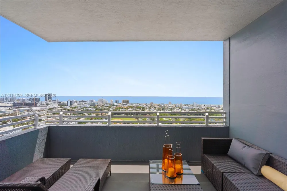 1330 West Ave #PH05 Miami Beach, FL 33139