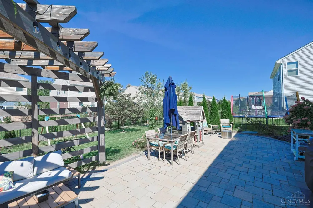 1694 Federal Creek Lane Hamilton, OH 45039