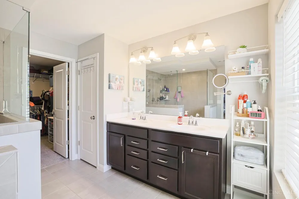 1694 Federal Creek Lane Hamilton, OH 45039