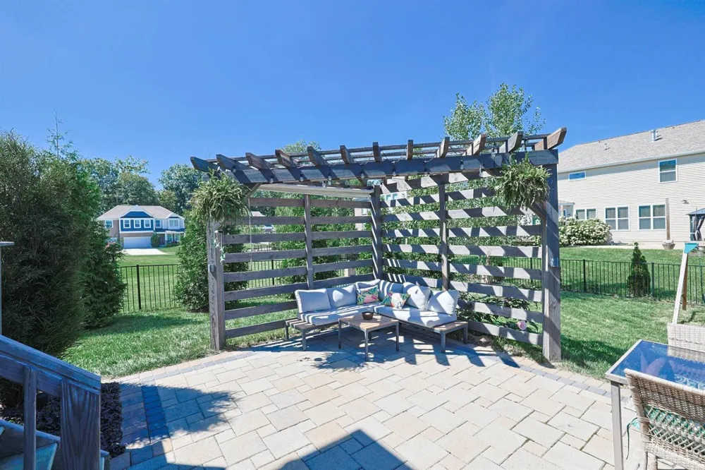 1694 Federal Creek Lane Hamilton, OH 45039
