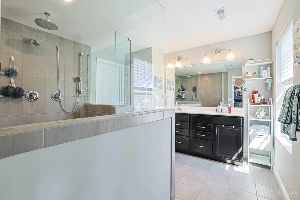 1694 Federal Creek Lane Hamilton, OH 45039