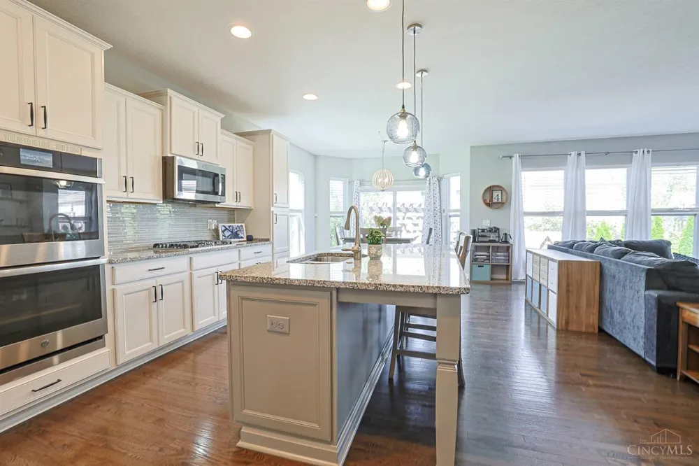 1694 Federal Creek Lane Hamilton, OH 45039
