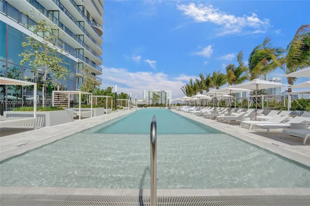580 72nd St #1809 Miami Beach, FL 33141