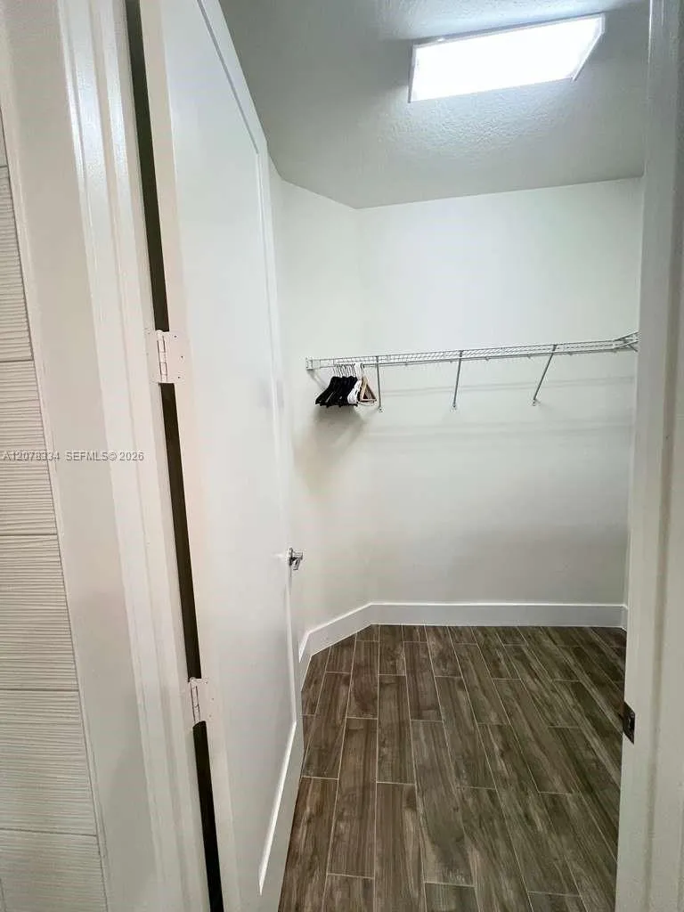 10229 NW 64th Ter #101 Doral, FL 33178