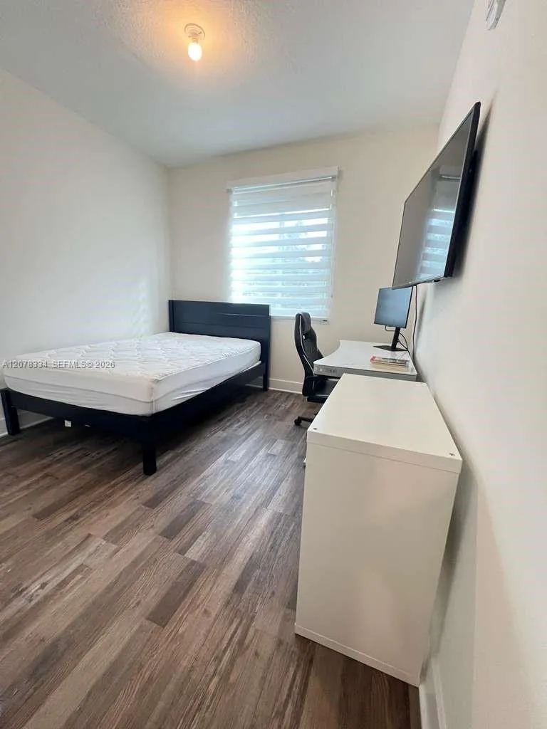 10229 NW 64th Ter #101 Doral, FL 33178