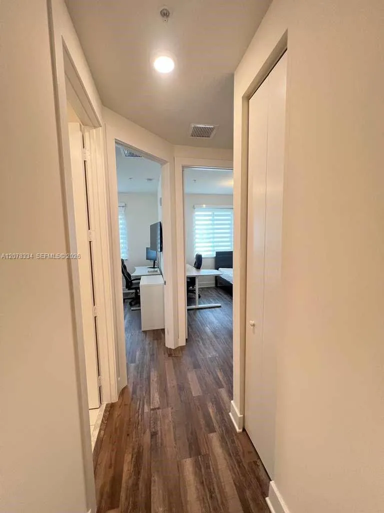 10229 NW 64th Ter #101 Doral, FL 33178