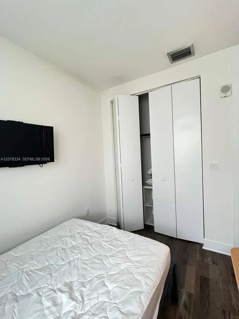 10229 NW 64th Ter #101 Doral, FL 33178