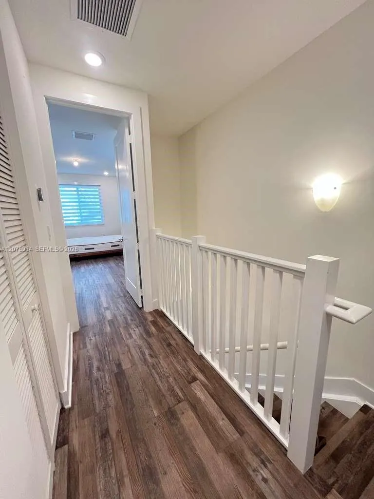 10229 NW 64th Ter #101 Doral, FL 33178