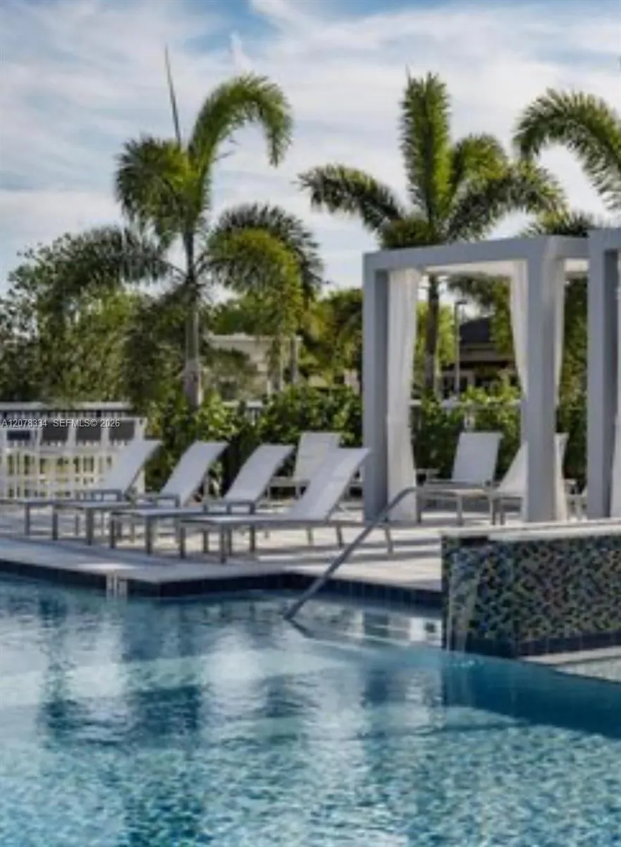10229 NW 64th Ter #101 Doral, FL 33178