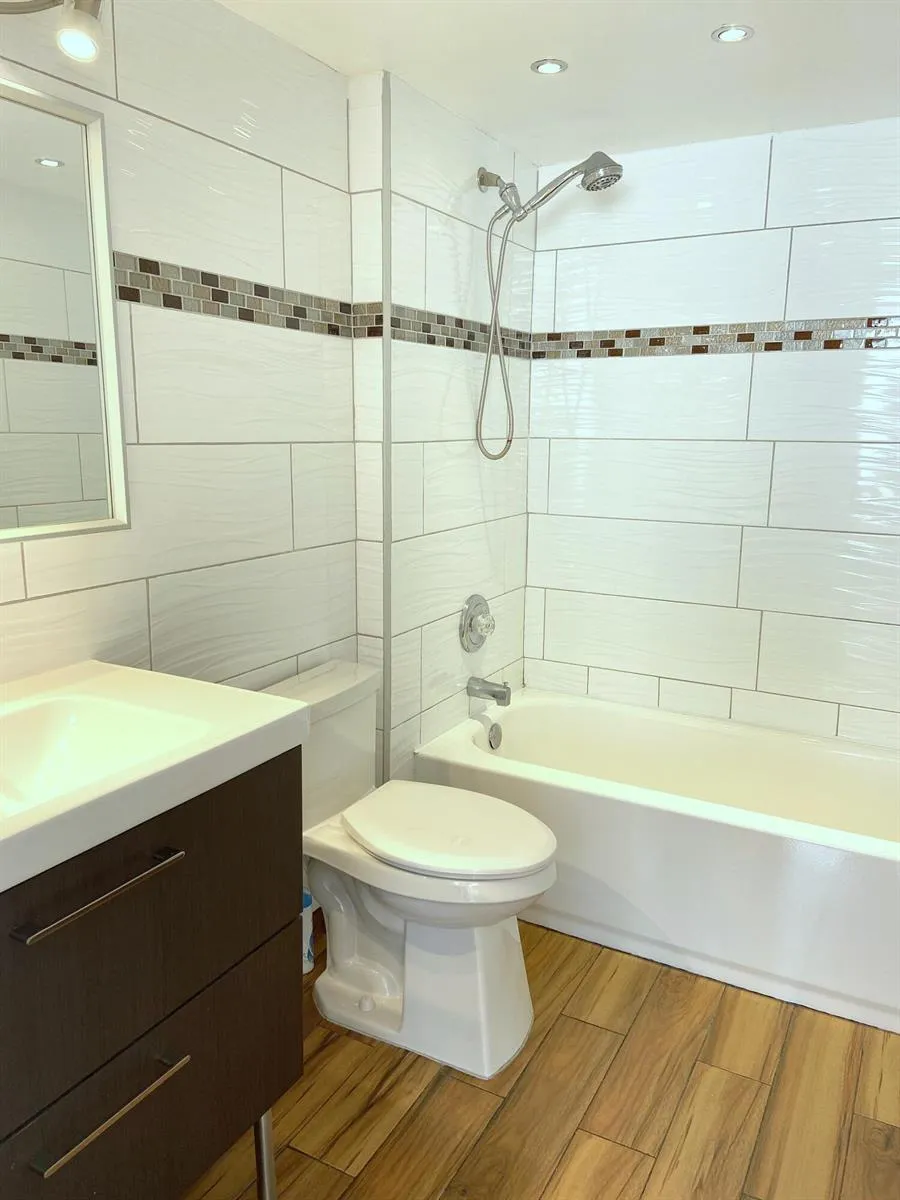 16546 NE 26 AVENUE #5J North Miami Beach, FL 33160