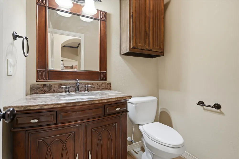8210 S 14th Place Broken Arrow, OK 74011