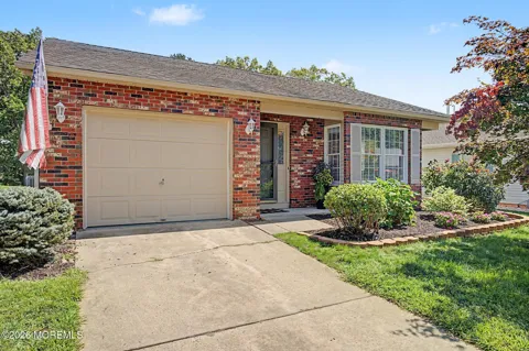 1933 Quimby Court