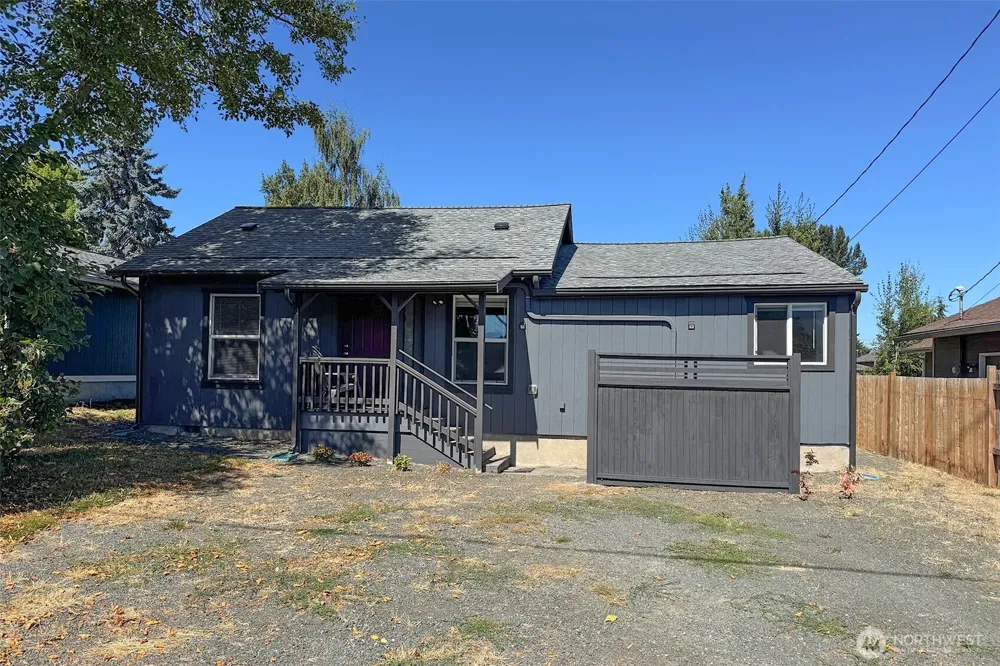 1031 W Glenwood Street Port Angeles, WA 98363