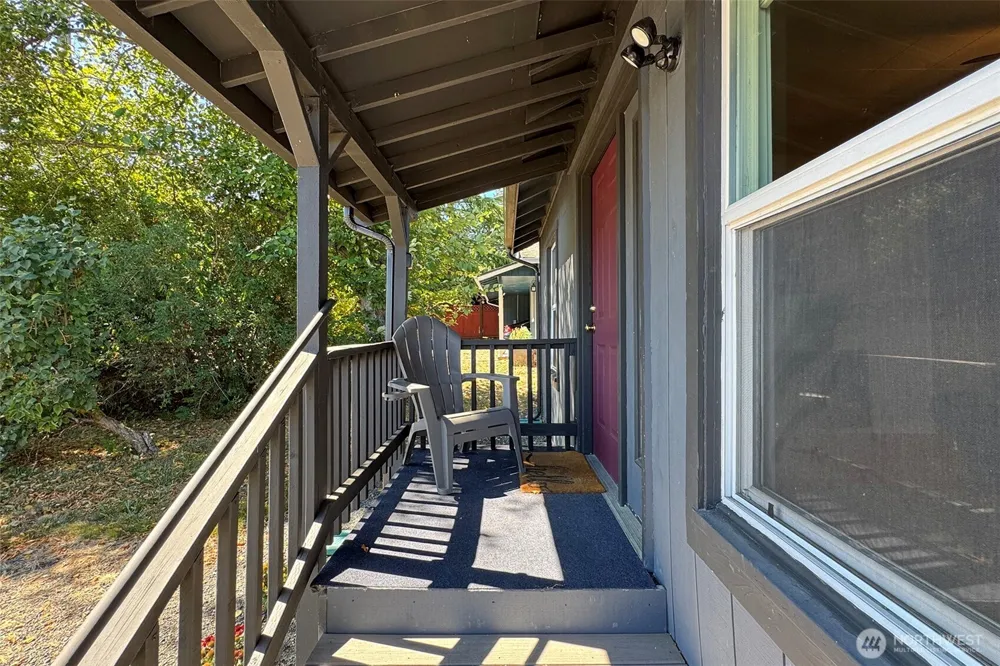 1031 W Glenwood Street Port Angeles, WA 98363