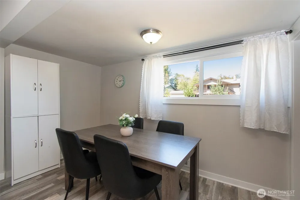 1031 W Glenwood Street Port Angeles, WA 98363