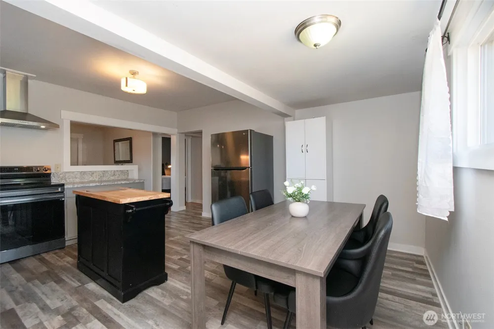 1031 W Glenwood Street Port Angeles, WA 98363