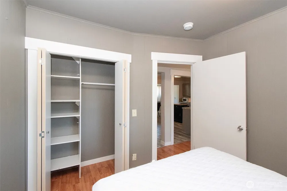 1031 W Glenwood Street Port Angeles, WA 98363