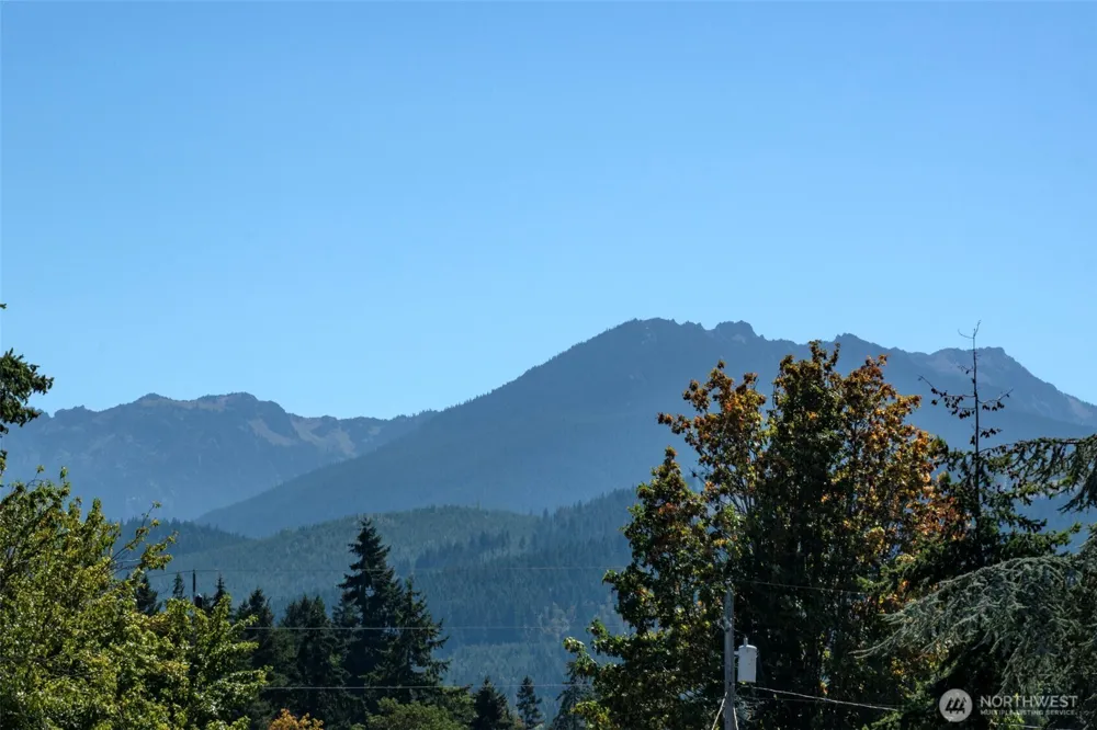 1031 W Glenwood Street Port Angeles, WA 98363