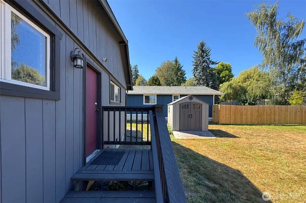 1031 W Glenwood Street Port Angeles, WA 98363