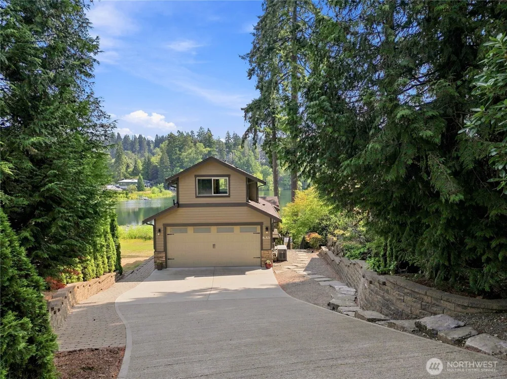 7630 129th Avenue SE Newcastle, WA 98056