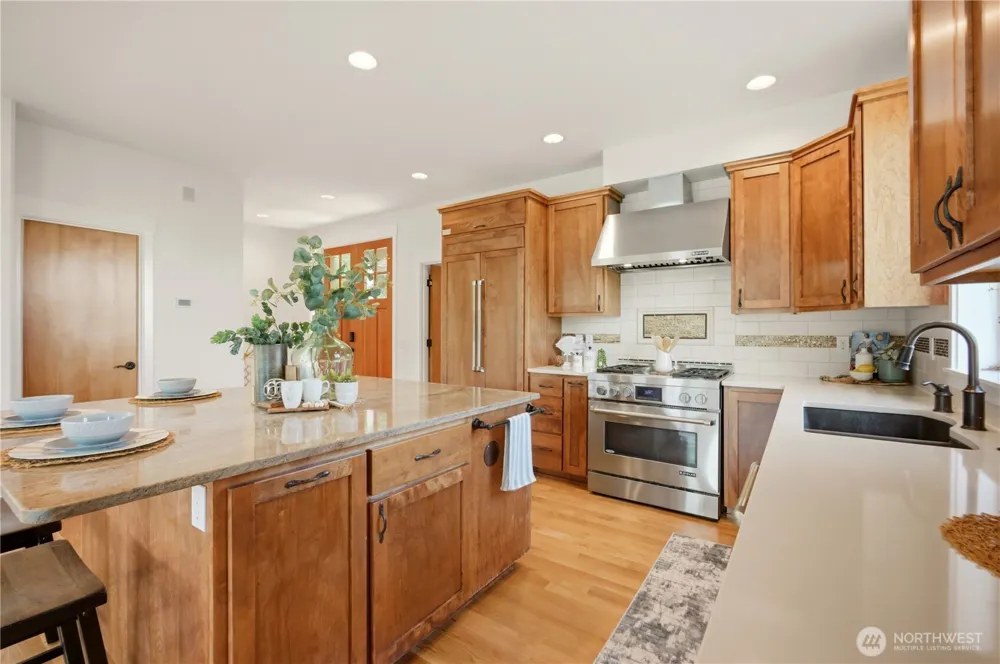 7630 129th Avenue SE Newcastle, WA 98056