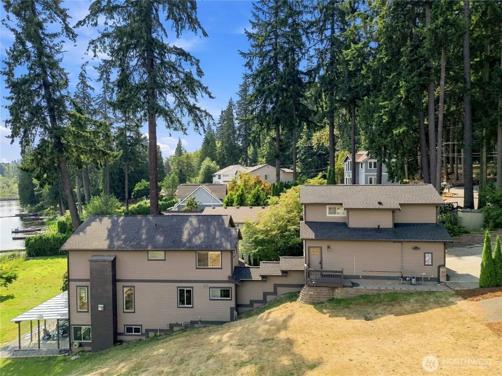 7630 129th Avenue SE Newcastle, WA 98056