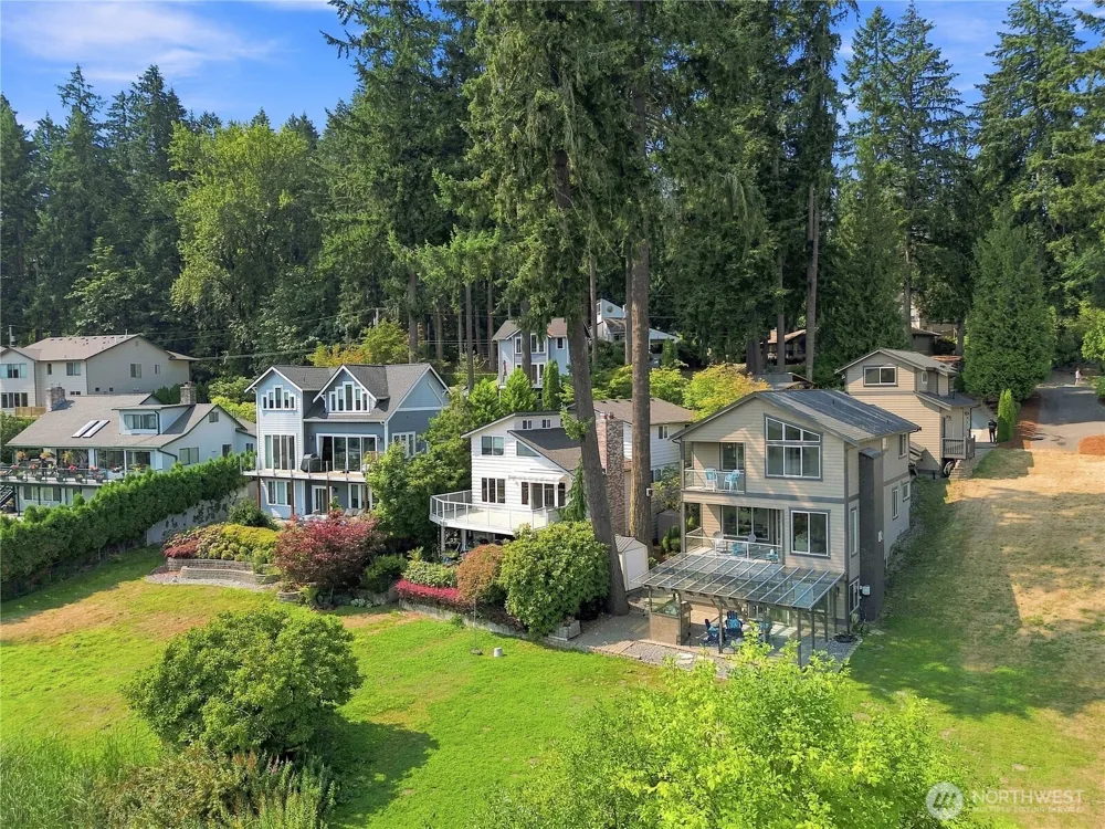7630 129th Avenue SE Newcastle, WA 98056