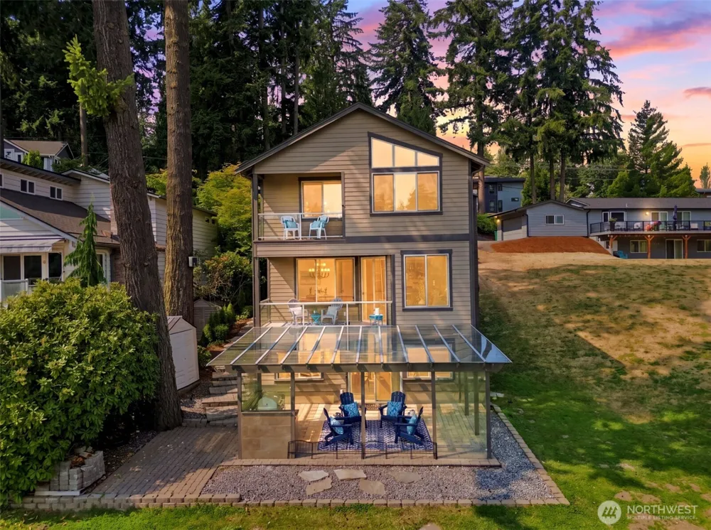 7630 129th Avenue SE Newcastle, WA 98056