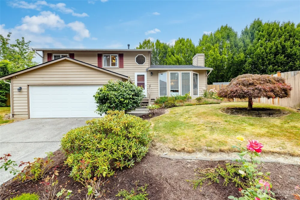7103 Church Creek Circle NW Stanwood, WA 98292