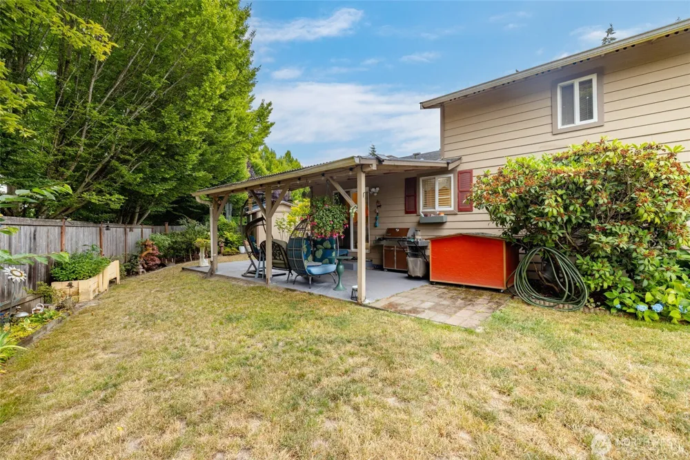 7103 Church Creek Circle NW Stanwood, WA 98292