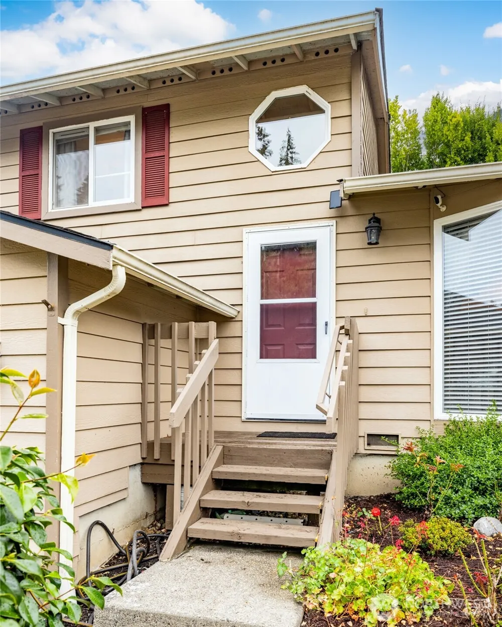7103 Church Creek Circle NW Stanwood, WA 98292