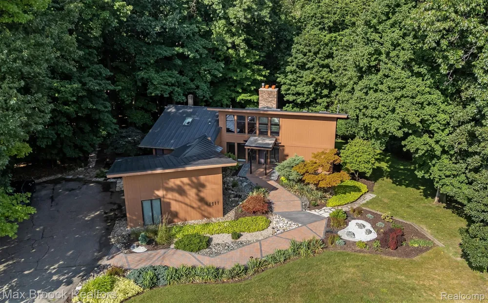 1211 Kensington Road Bloomfield Hills City, MI 48304