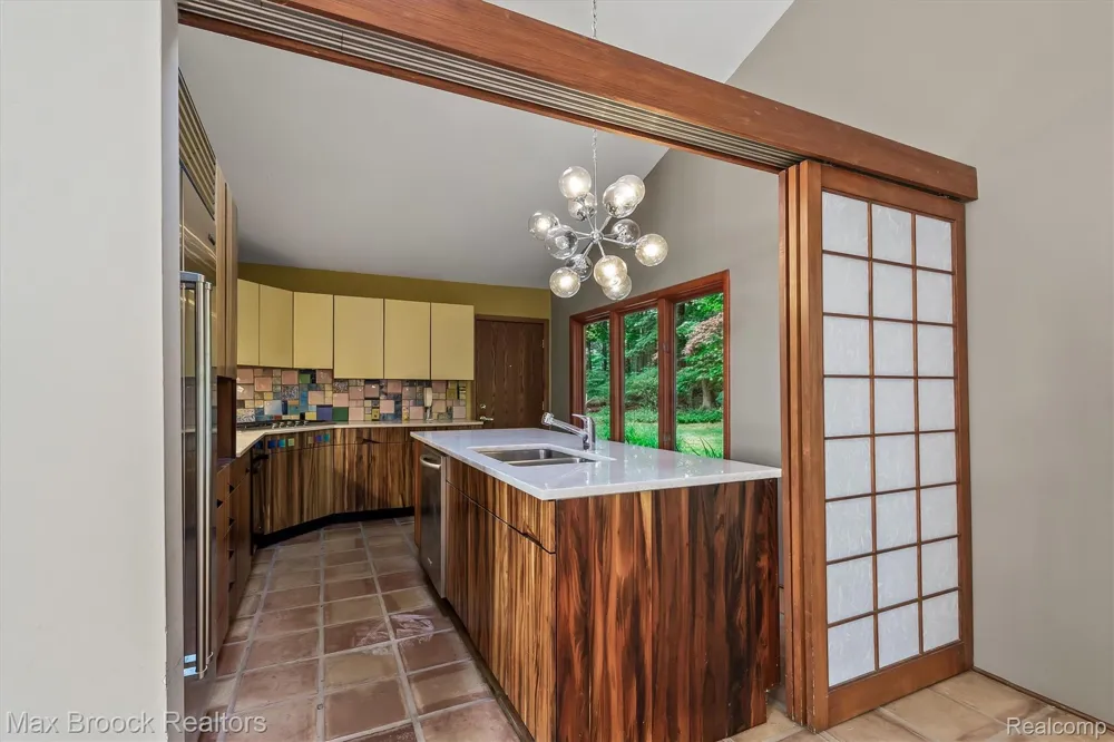 1211 Kensington Road Bloomfield Hills City, MI 48304