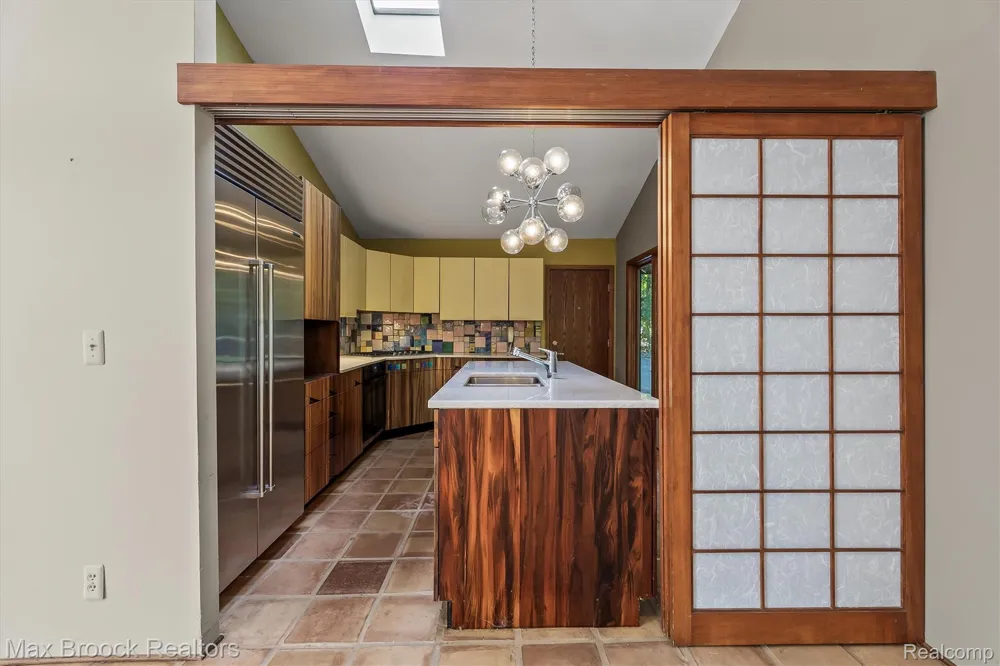 1211 Kensington Road Bloomfield Hills City, MI 48304