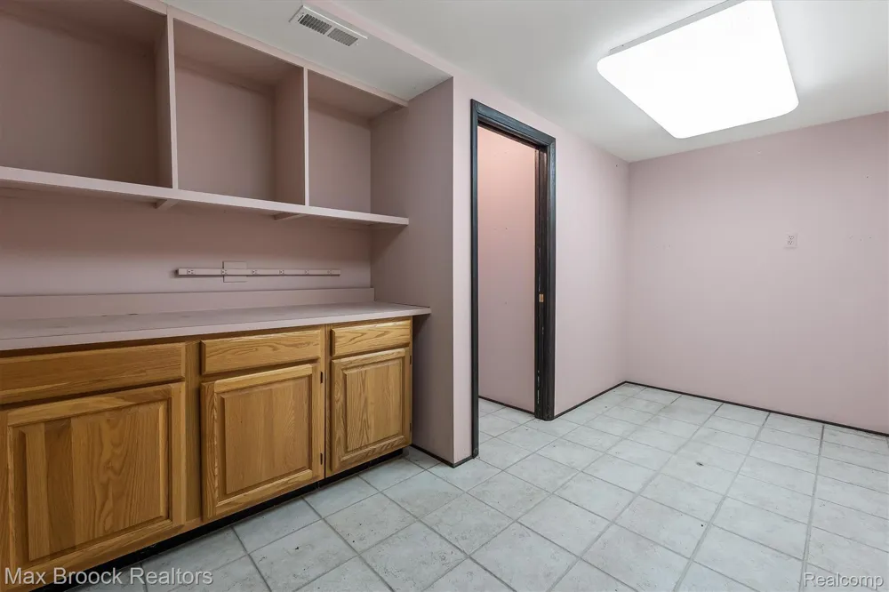 1211 Kensington Road Bloomfield Hills City, MI 48304