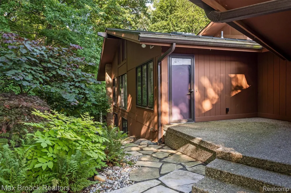 1211 Kensington Road Bloomfield Hills City, MI 48304