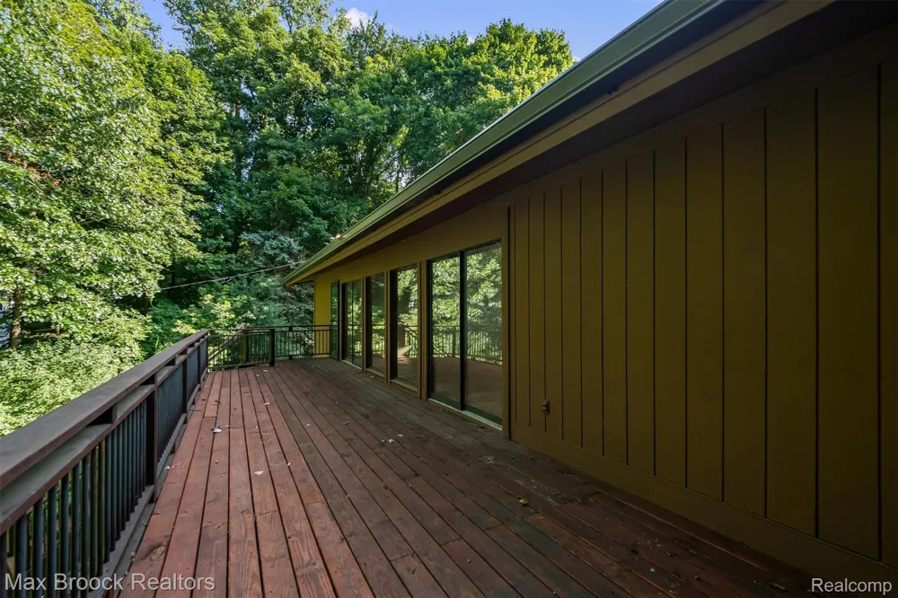 1211 Kensington Road Bloomfield Hills City, MI 48304