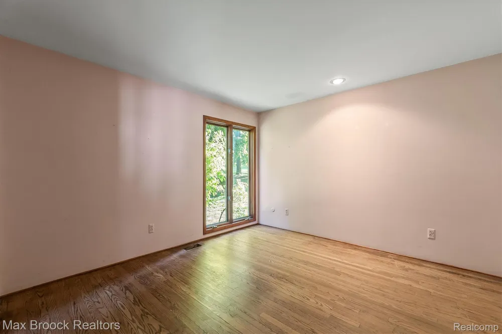 1211 Kensington Road Bloomfield Hills City, MI 48304