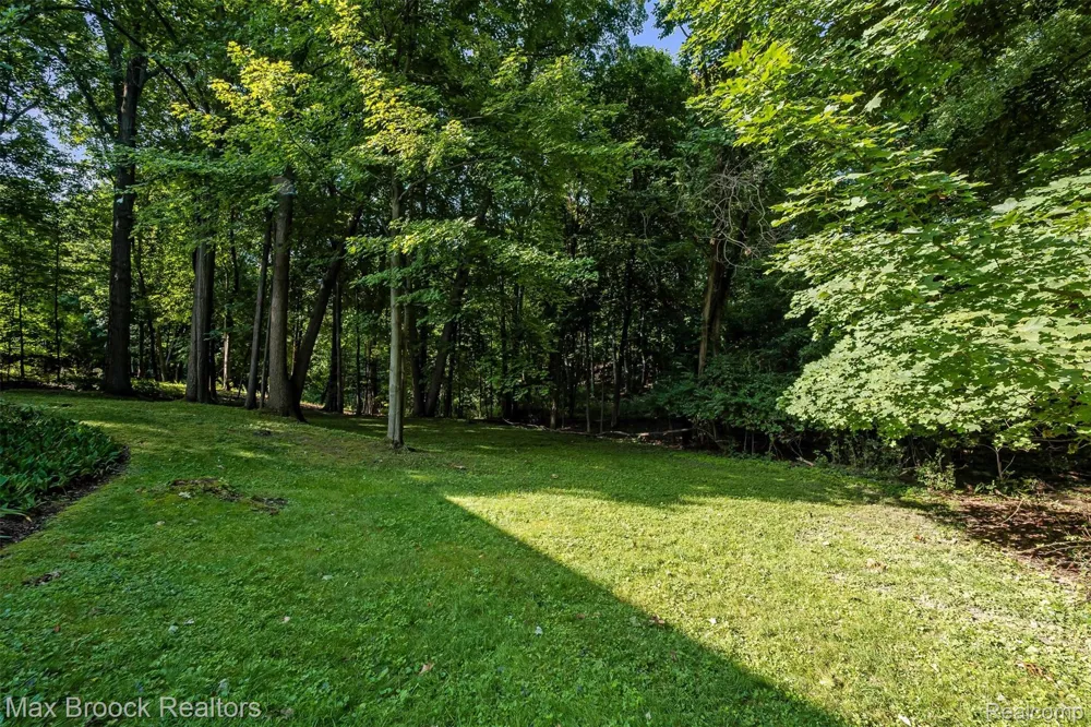 1211 Kensington Road Bloomfield Hills City, MI 48304