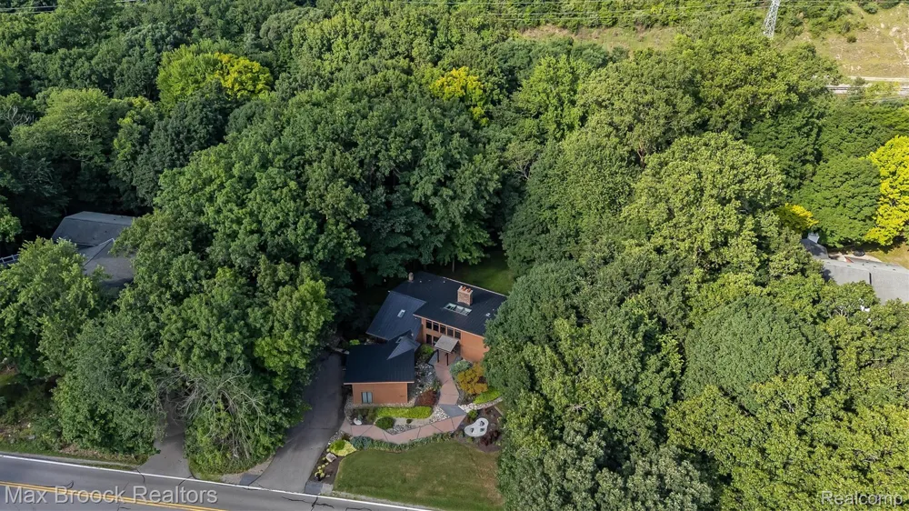 1211 Kensington Road Bloomfield Hills City, MI 48304