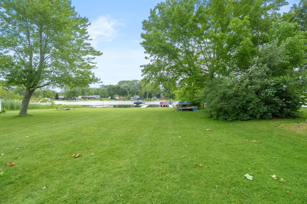 47528 84th Avenue Hamilton Township, MI 49045