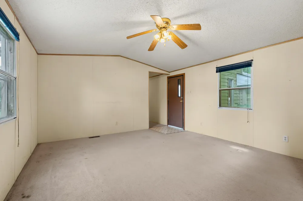 47528 84th Avenue Hamilton Township, MI 49045