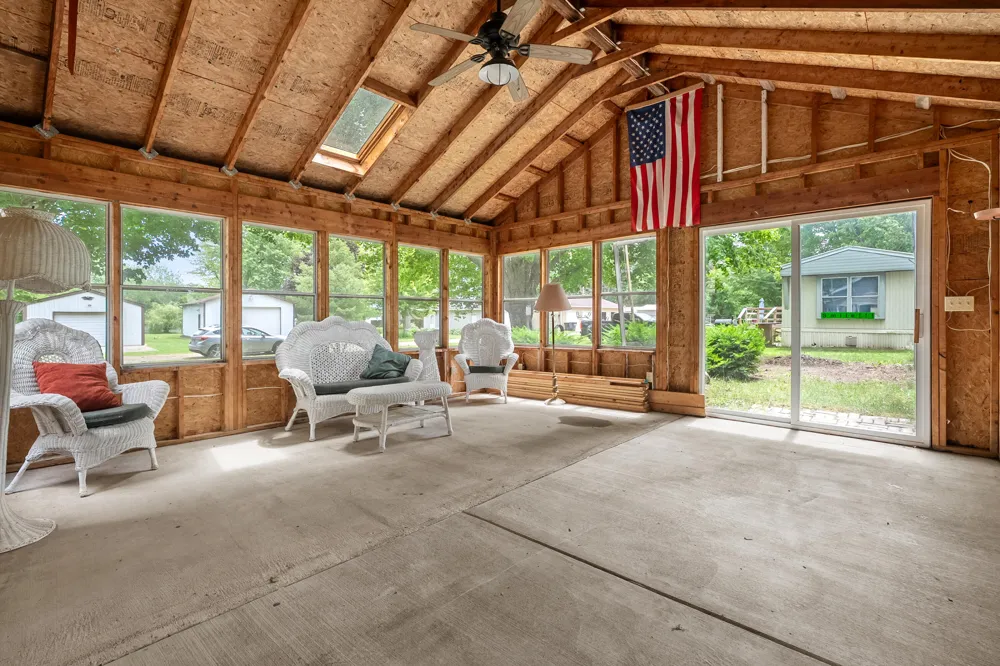 47528 84th Avenue Hamilton Township, MI 49045