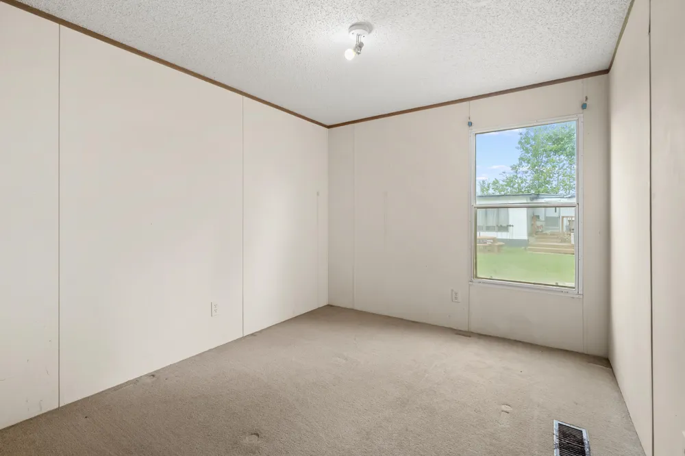 47528 84th Avenue Hamilton Township, MI 49045