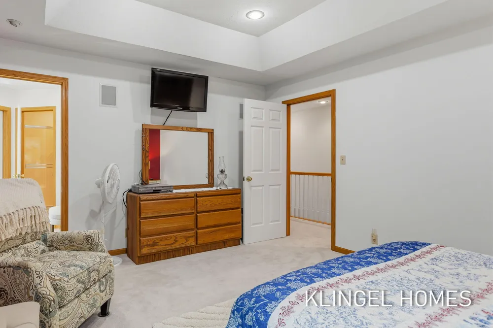 11984 Chickory Drive Grand Haven Charter Township, MI 49417