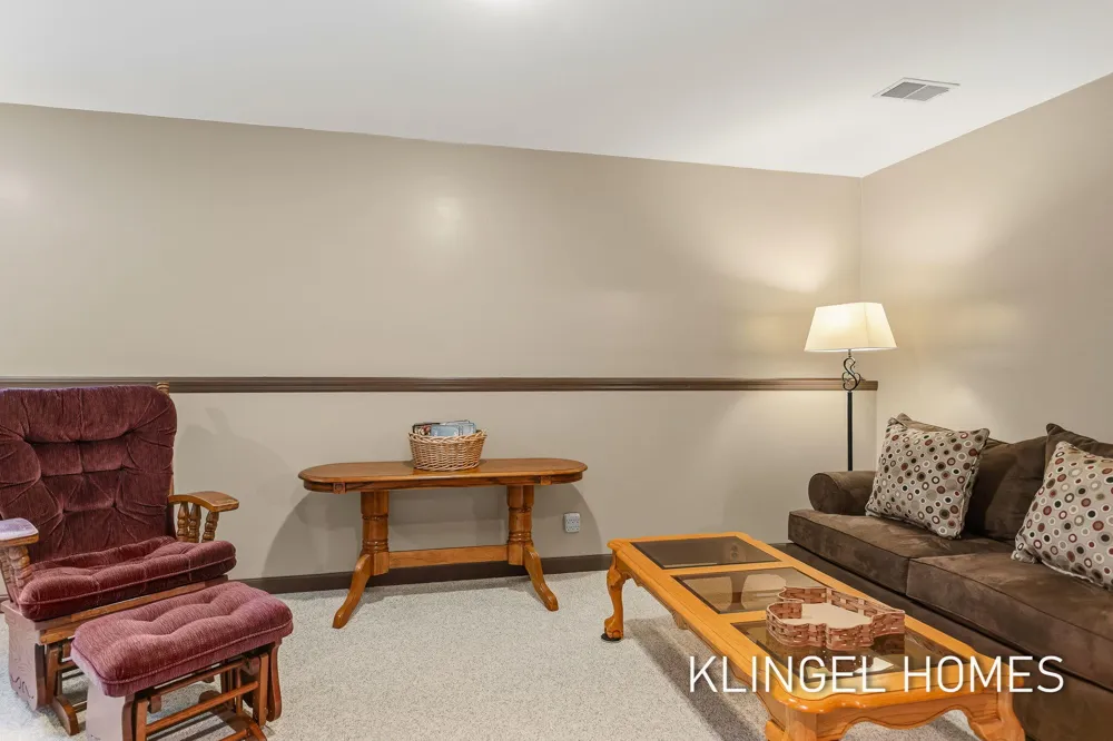 11984 Chickory Drive Grand Haven Charter Township, MI 49417