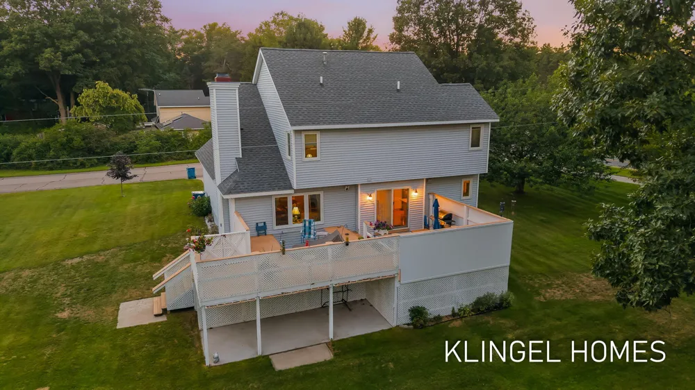 11984 Chickory Drive Grand Haven Charter Township, MI 49417