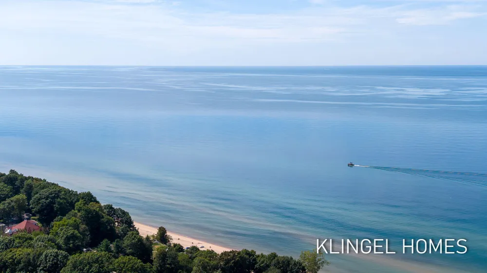 11984 Chickory Drive Grand Haven Charter Township, MI 49417